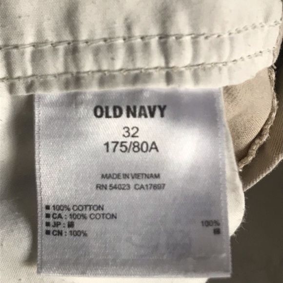 Men’s old Navy shorts - Picture 3 of 3